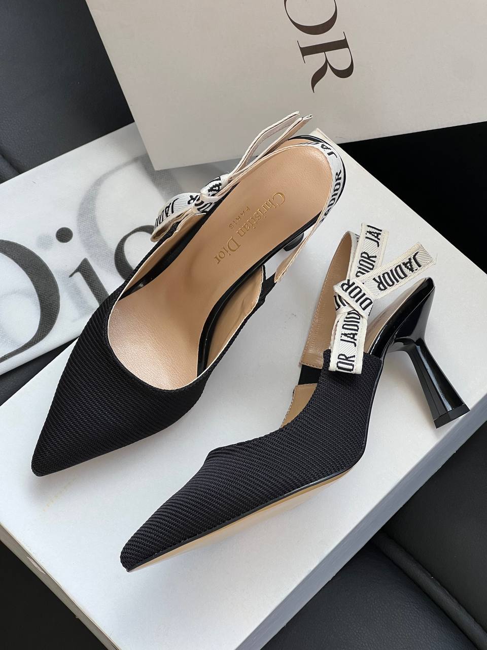 DR - Shoes