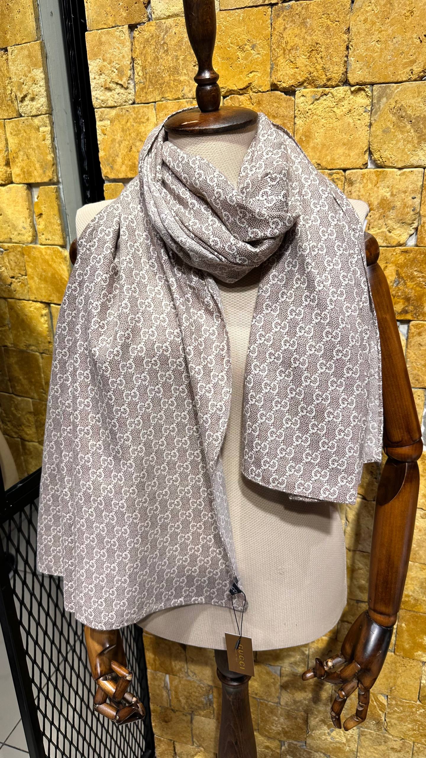 GG- Shawl