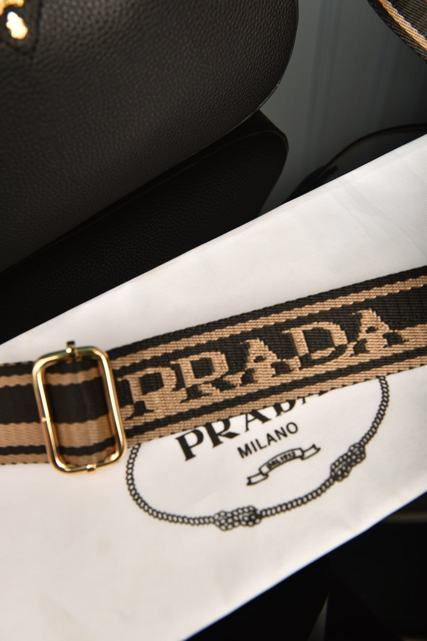 PRD - Small Leather Shoulder Bag