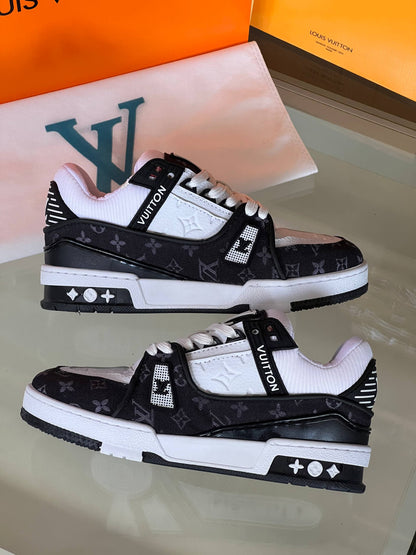 Lvs- Shoes