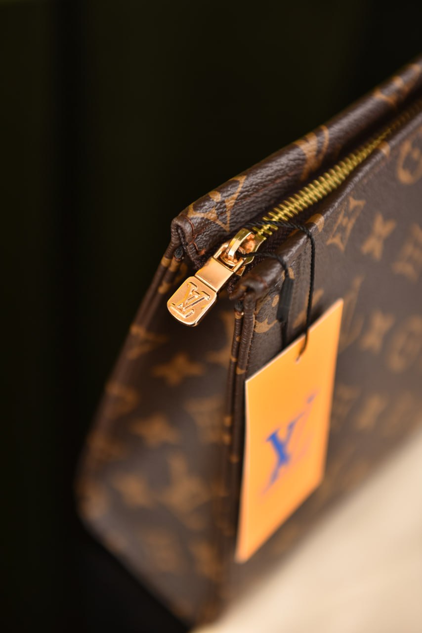 LVS-Toiletry Pouch